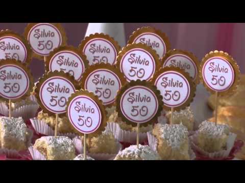 Centros de mesa con flores para 50 años de mujer